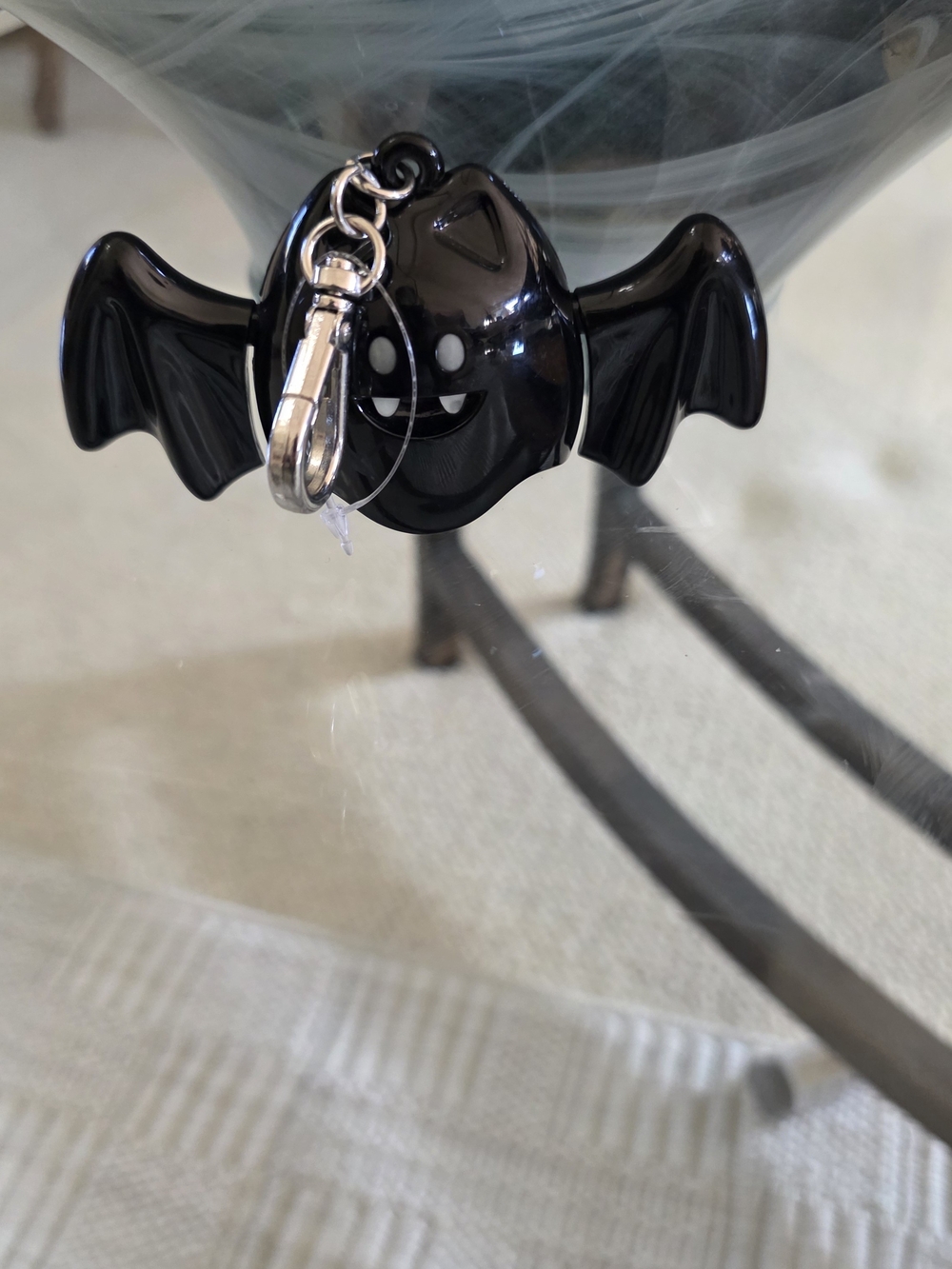 Bath & Body Works Halloween Black Bat Pocket *Bac Holder with Moving Wings